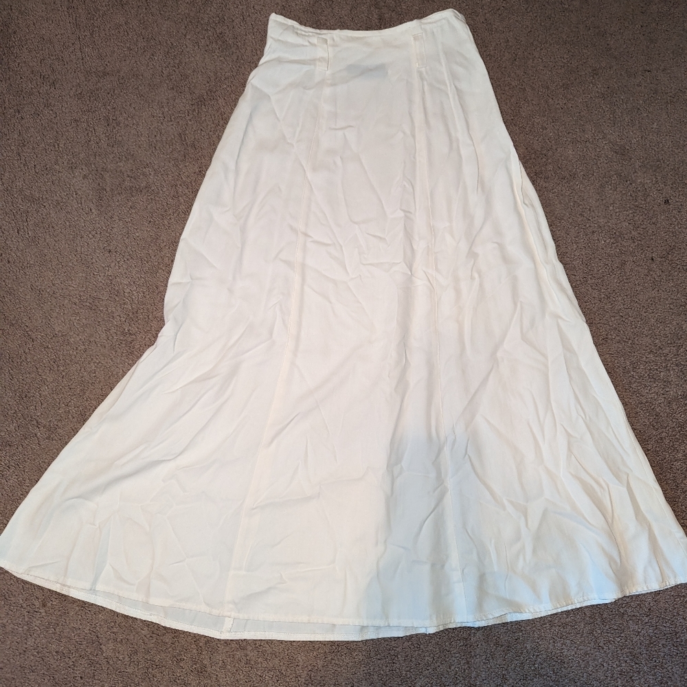 Maxi White Skirt
